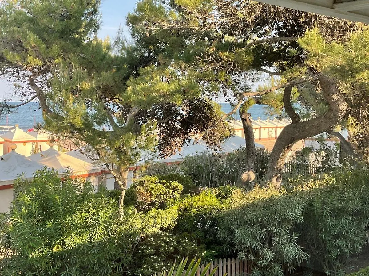 Daire Aquamar - Suite On The Beach Venedik-Lido İtalya